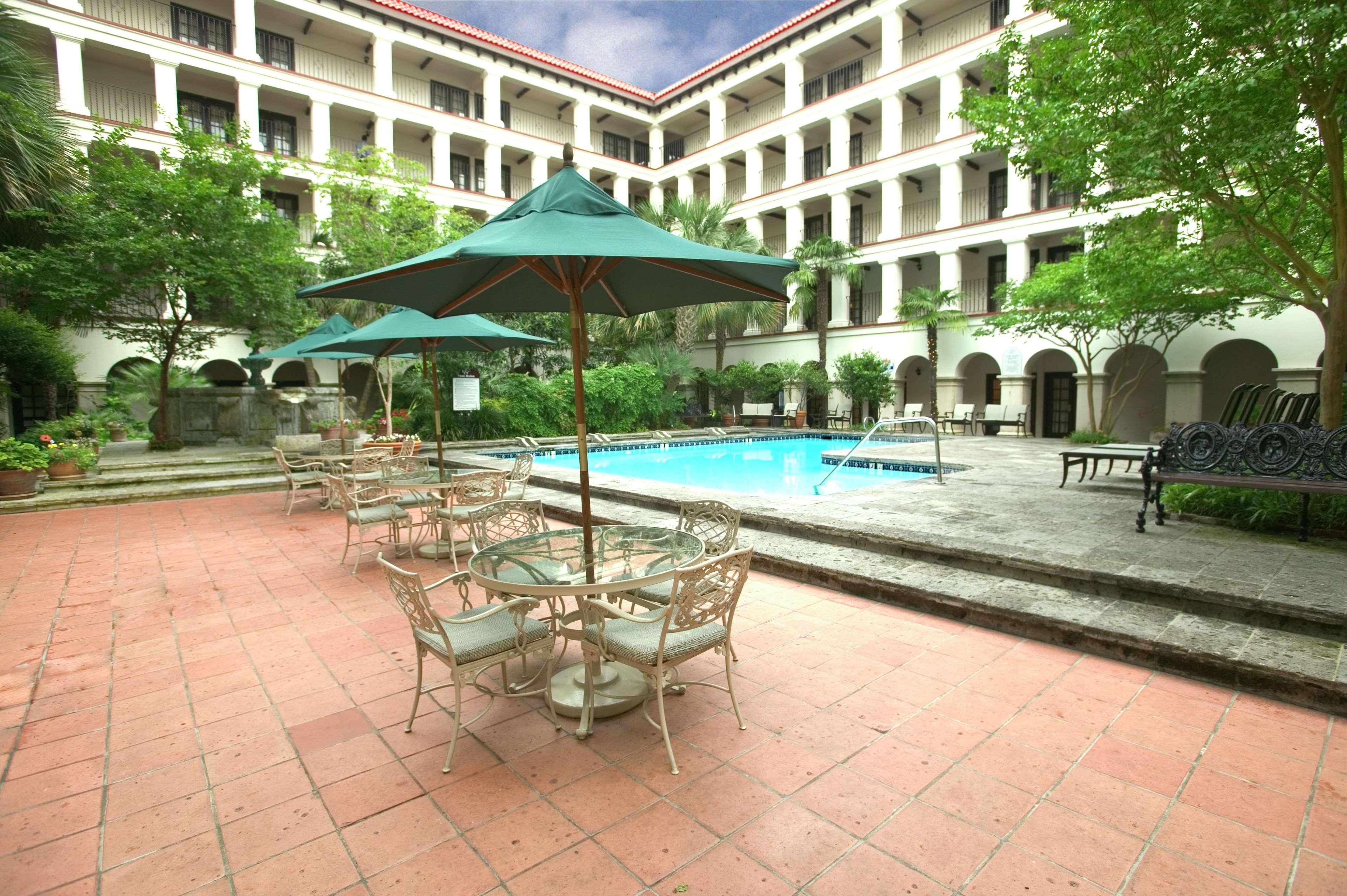 Estancia Del Norte San Antonio, A Tapestry Hotel By Hilton Удобства фото