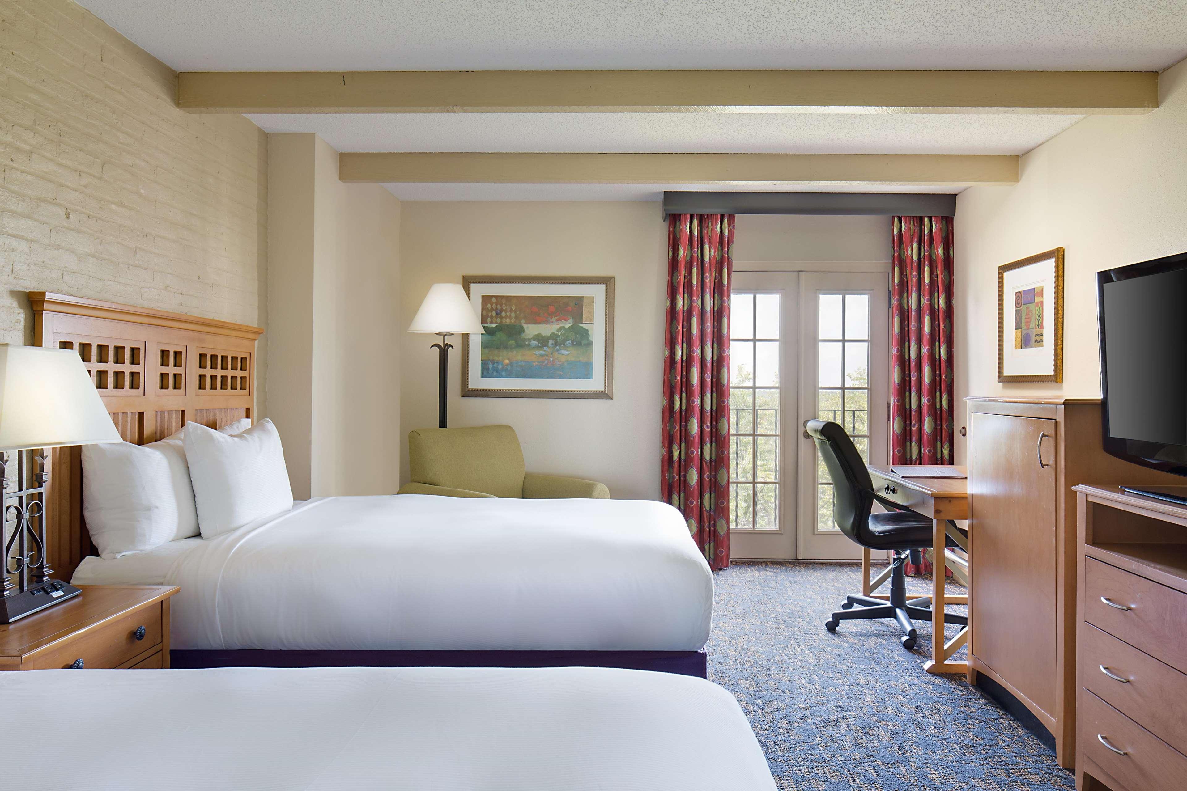 Estancia Del Norte San Antonio, A Tapestry Hotel By Hilton Экстерьер фото