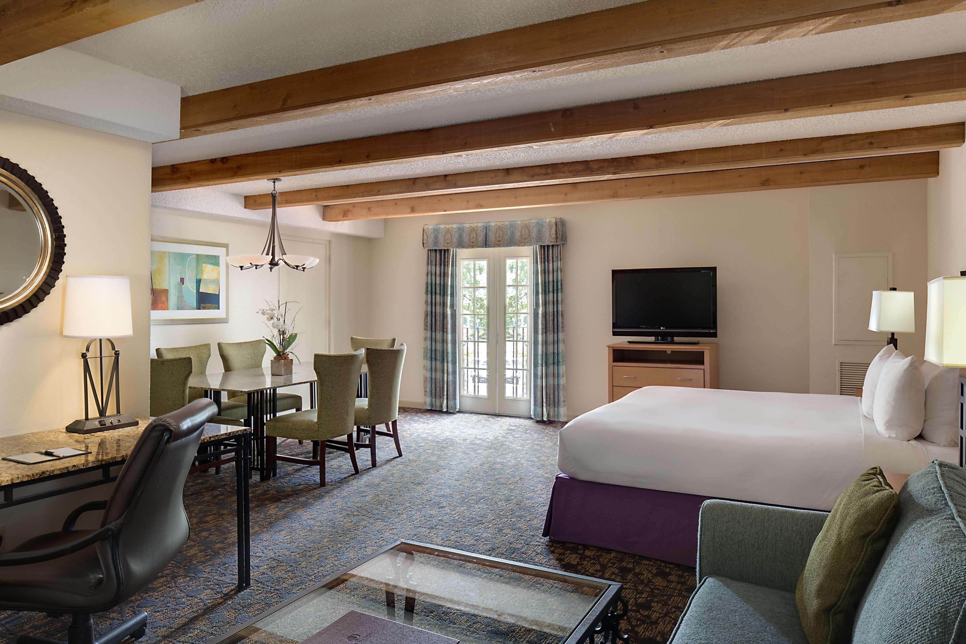 Estancia Del Norte San Antonio, A Tapestry Hotel By Hilton Экстерьер фото