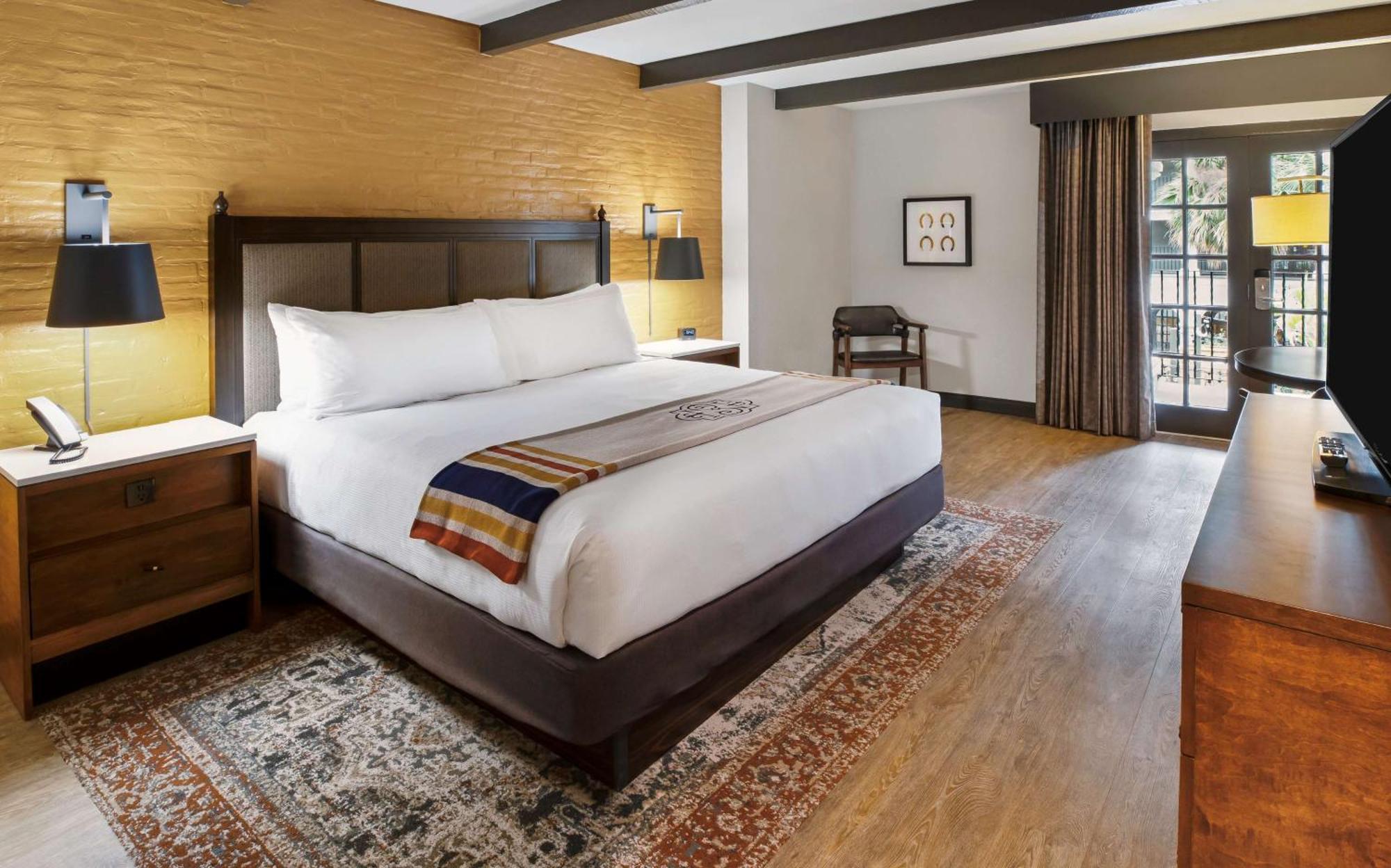 Estancia Del Norte San Antonio, A Tapestry Hotel By Hilton Экстерьер фото